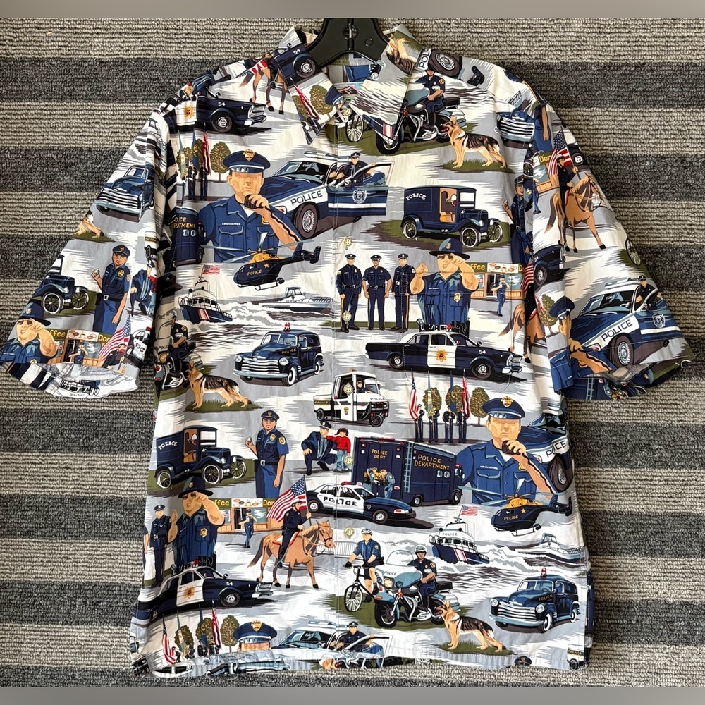 Vintage 90’s Reyn Spooner “America’s Finest” All Over Print Hawaiian Shirt M